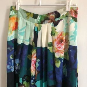 Last chance! NWT Anthropologie Floral skirt L/XL